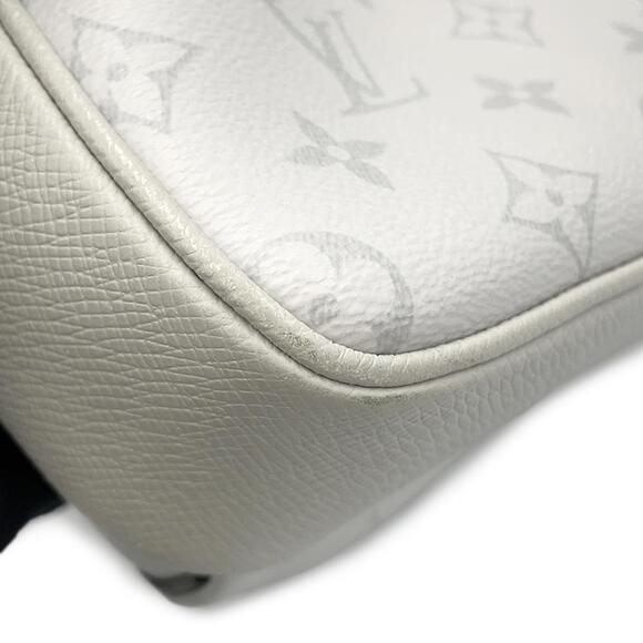 LOUIS VUITTON White Monogram Shoulder Bag - Picture 8 of 14